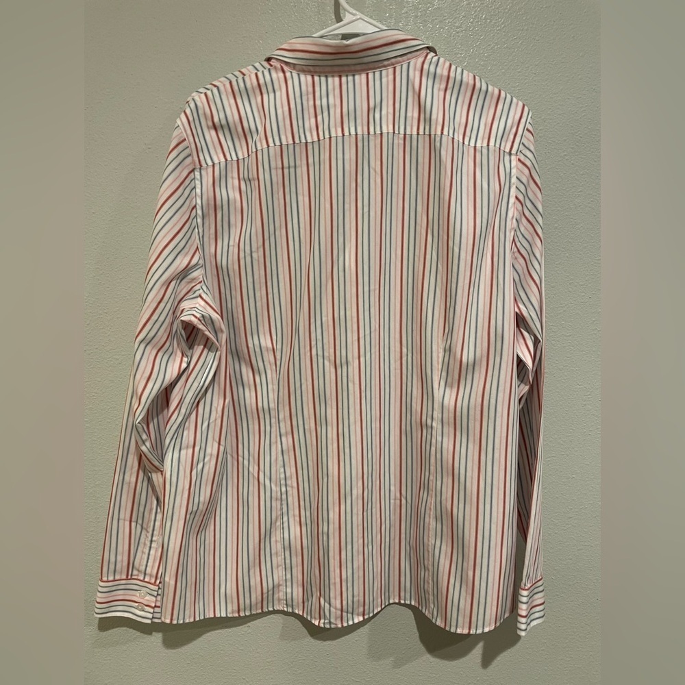 Lands' End Men's Shirt - Pink and Blue Stripes - Picture 5 of 5